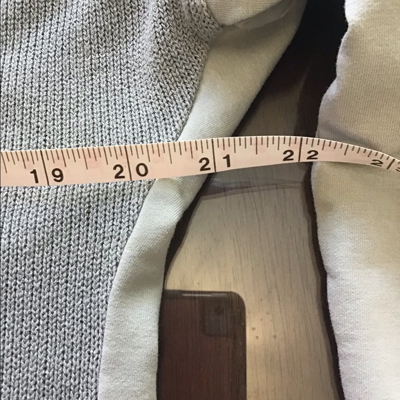 Woman’s top nwot size large - Picture 5 of 5